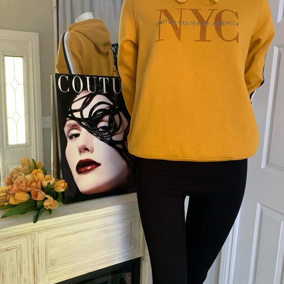 MADAME , Hoodie!! - Picture 8 of 16